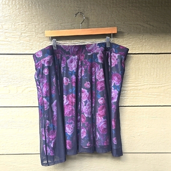 Torrids High Waisted A-Line Mini Skirt Black Gray Pink Mesh Overlay 3x - Picture 5 of 14